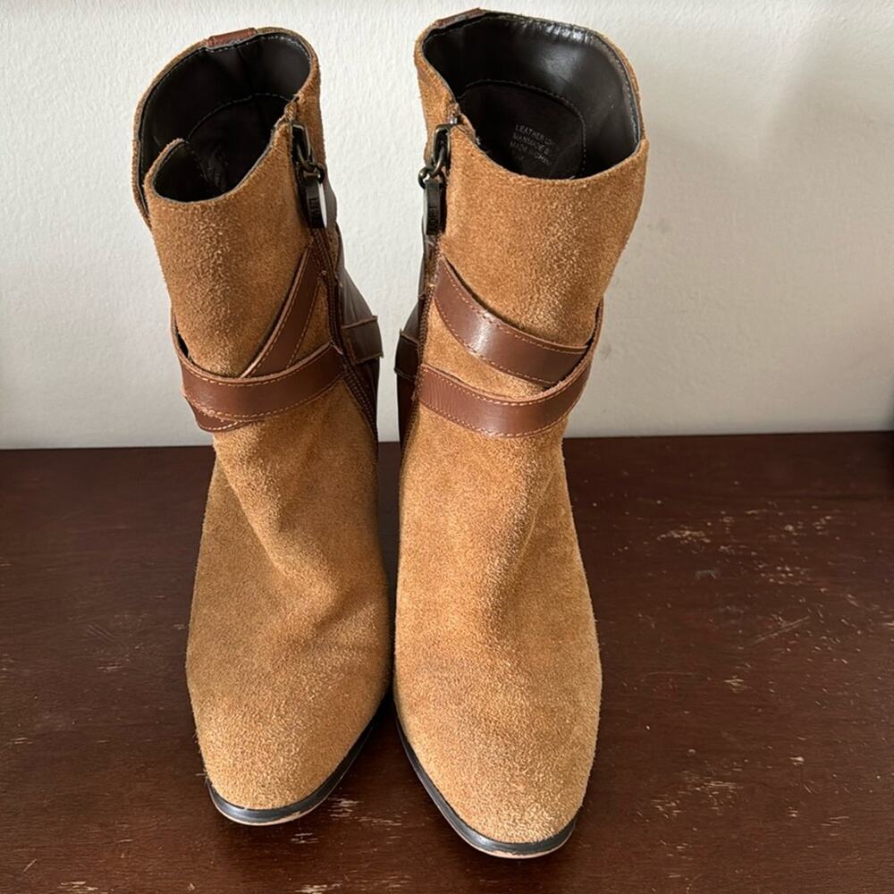Loft | Tan/Camel Colored Blocked Heel Boots Size 5.5